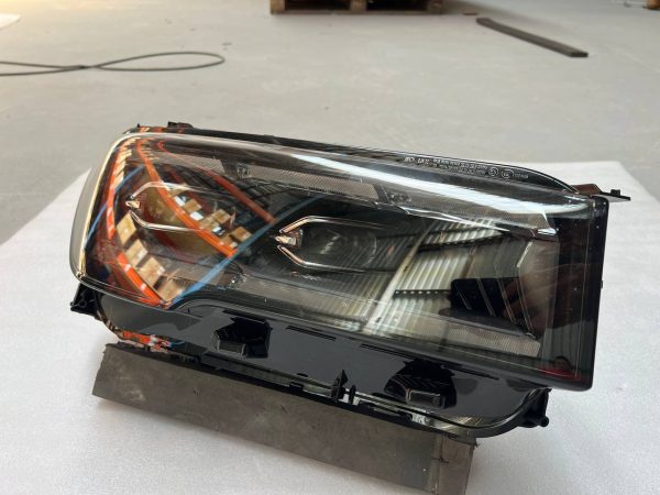 Original/原厂 Geely Прав. фара(Monjaro)